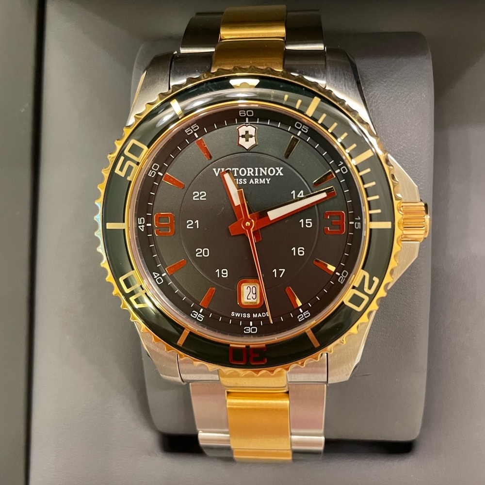 Victorinox Swiss Army Maverick GS Two-Tone Stainless Steel Bracelet 43mm Watch